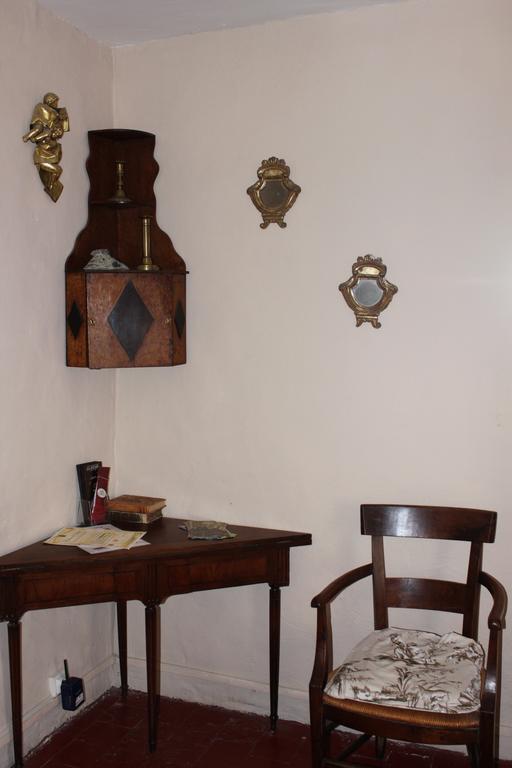 Chateau De Vedene Phòng bức ảnh